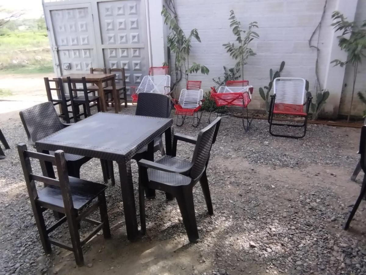 فيلافيجا Hostal Sarita المظهر الخارجي الصورة